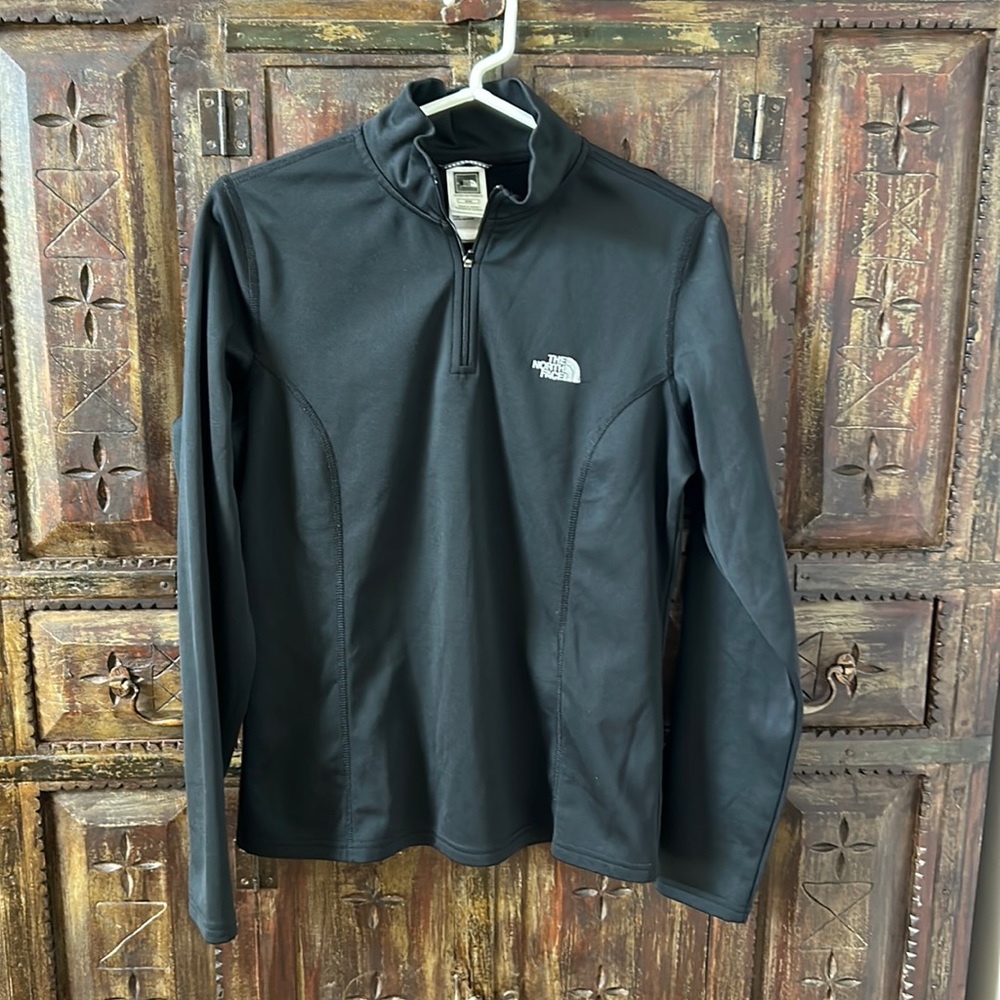 The North Face 1/4 zip